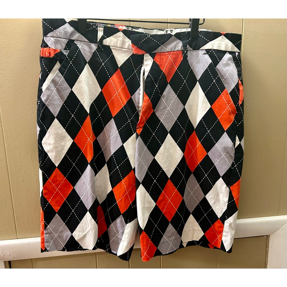 Men's Royal & Awesome Flat Front Golf Chino Shorts Size 36 Black Orange Argyle